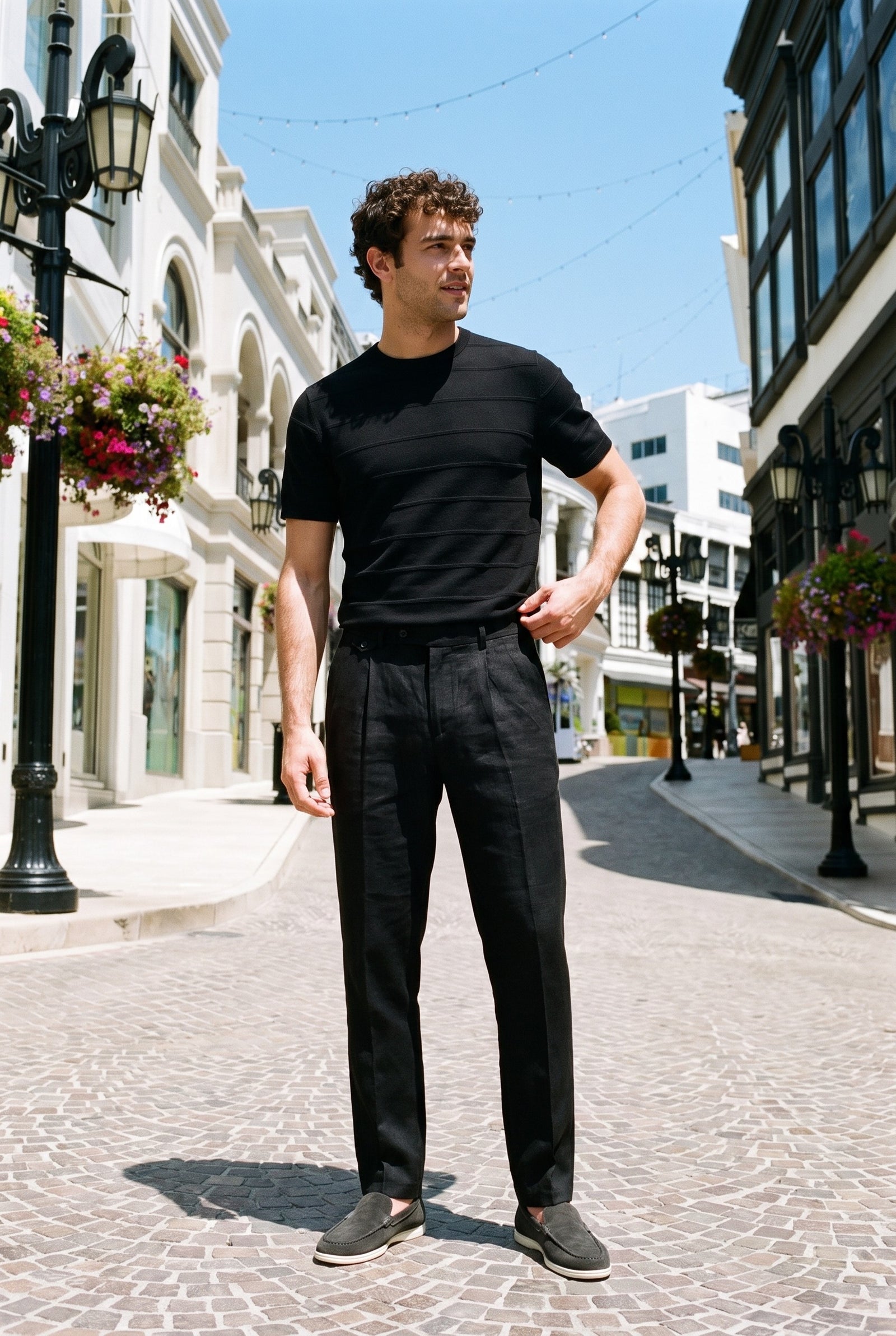 Look #876 styled with Črna teksturirana pletena majica za moške