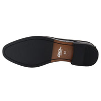 Moški črni lakirani mokasini z resicami