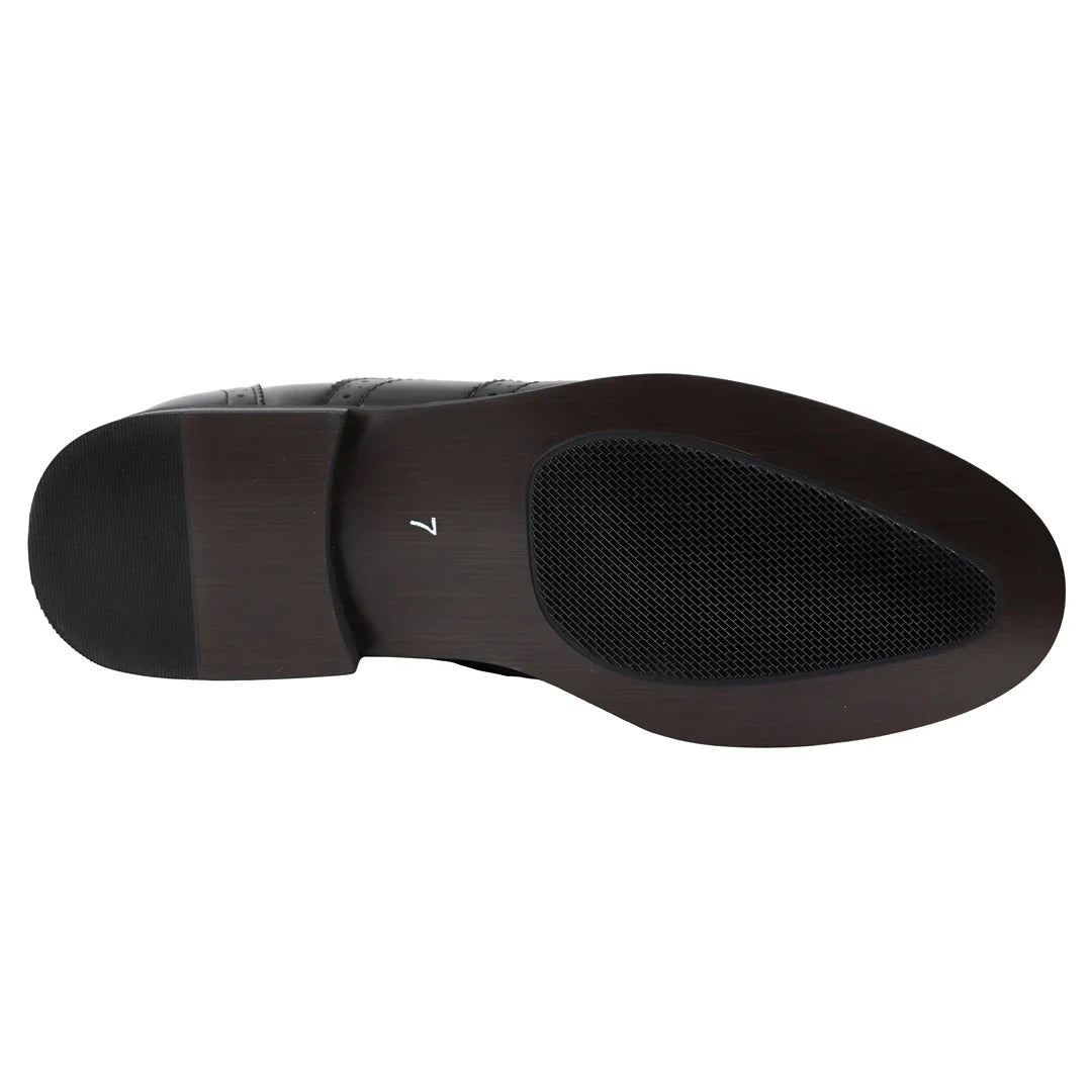 Moški črni čevlji brogues