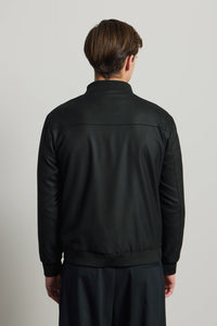 Moška črna minimalistična elegantna bomber jakna