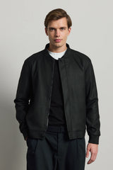 Moška črna minimalistična elegantna bomber jakna