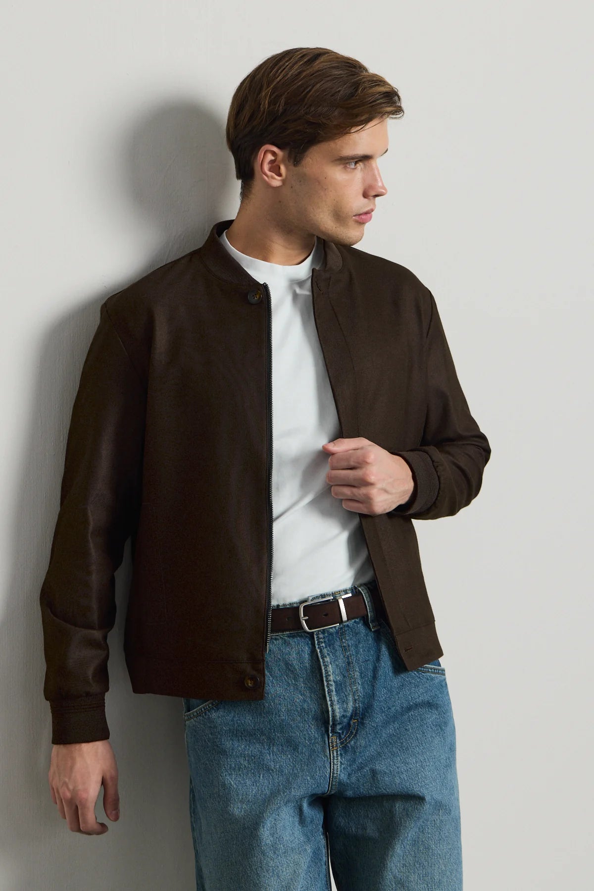 Moška rjava minimalistična elegantna bomber jakna