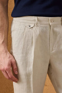 Moški komplet elegantne poletne obleke iz žajbljevo zelene lanene jakne z zadrgo in bež hlač