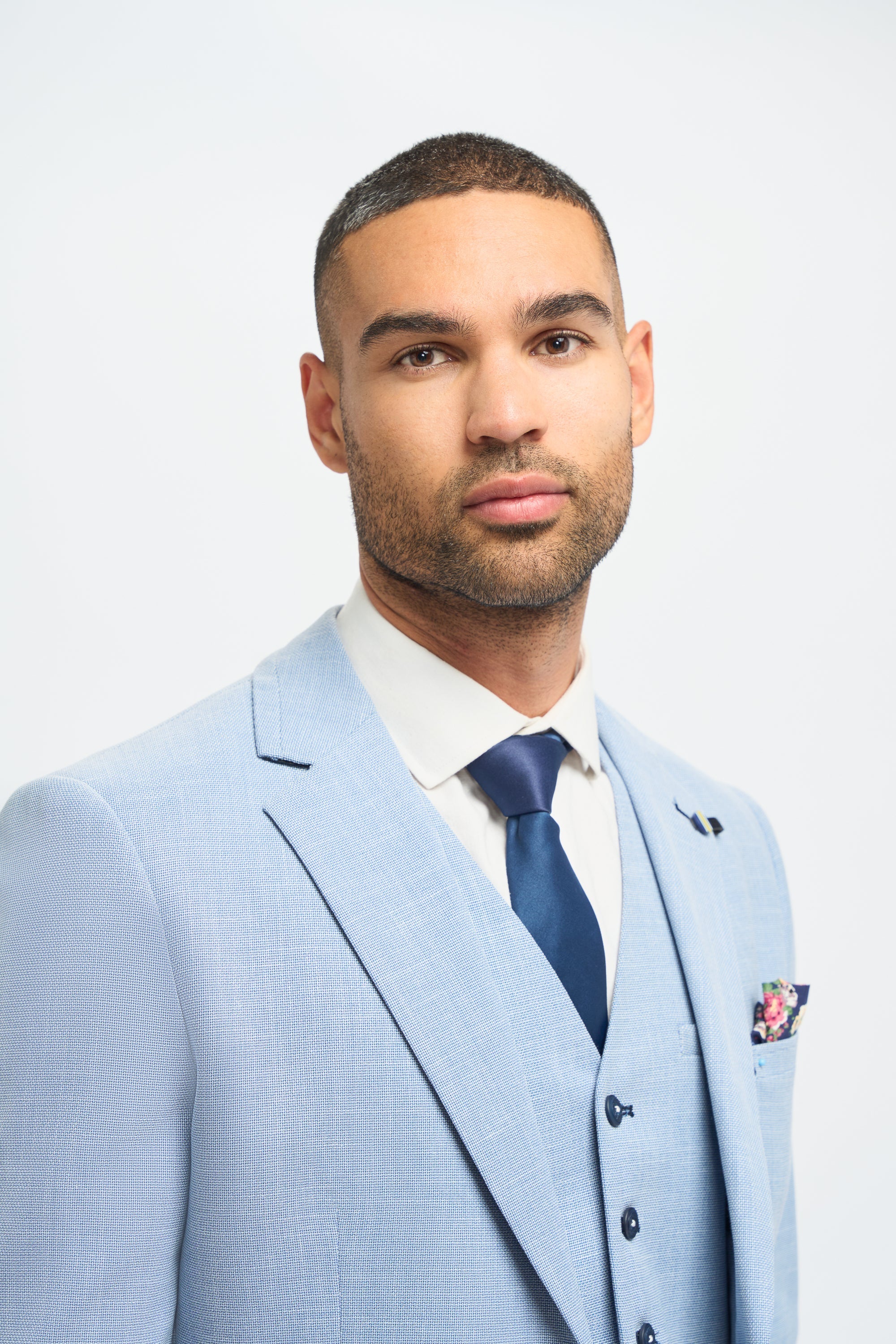 Moška 3-delna obleka svetlo modra poletna lanena obleka krojena za poroko in maturantski ples, klasična