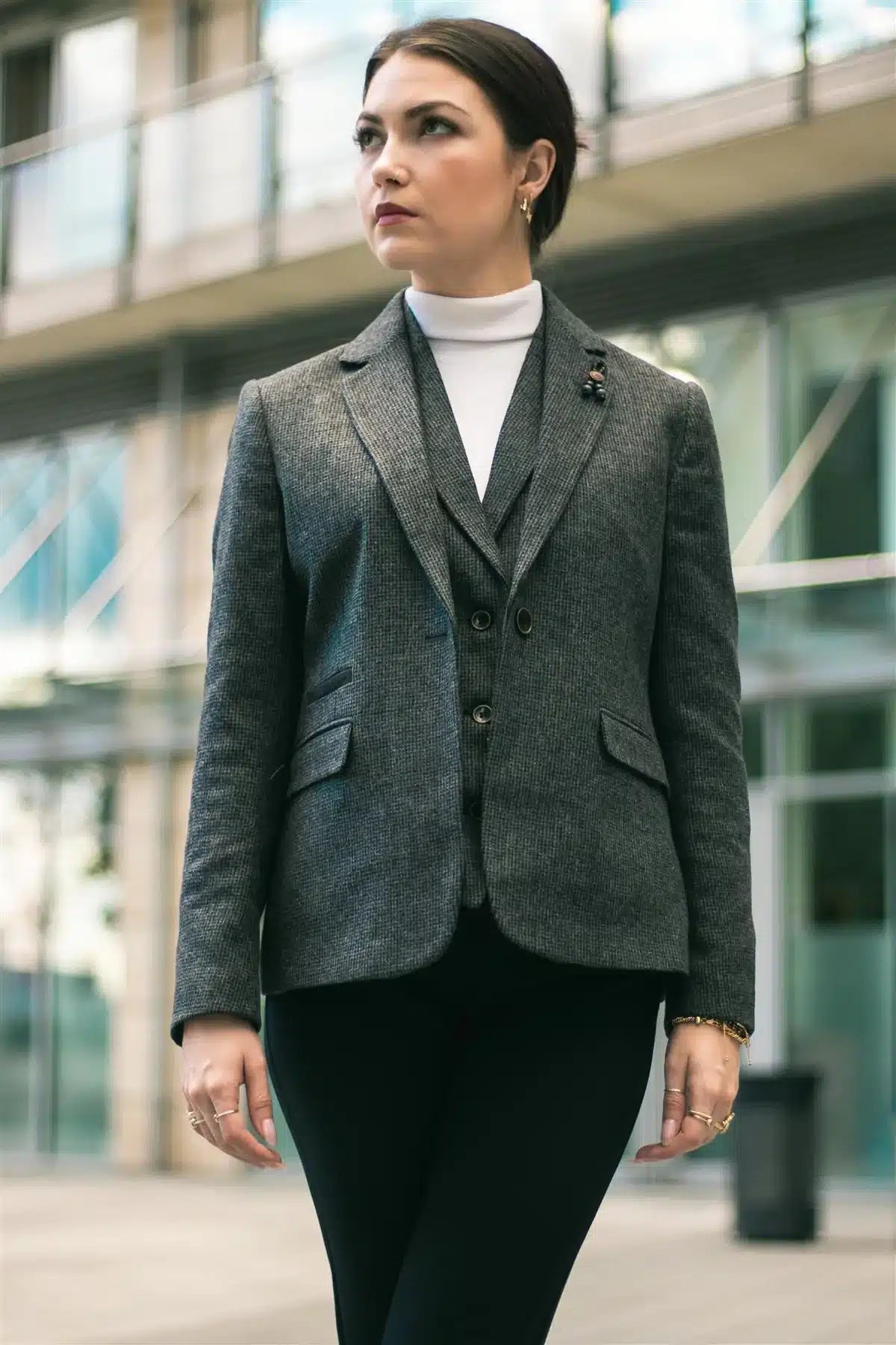 Ženski sivi tvid blazer z vzorcem ribje kosti, krojen kroj iz 20. let prejšnjega stoletja, vintage retro