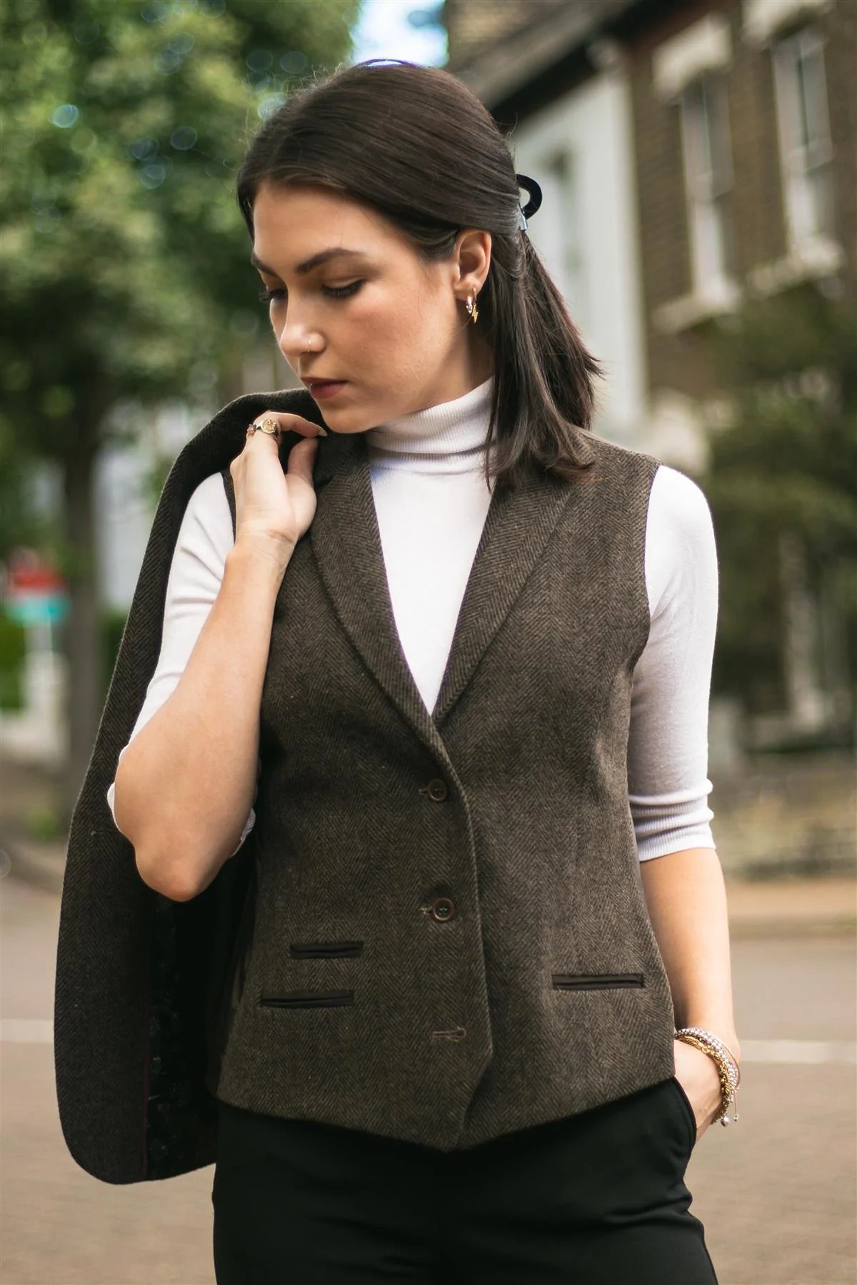 Ženski tvid telovnik z vzorcem ribje kosti, rjav, vintage, krojen, klasičen, eleganten